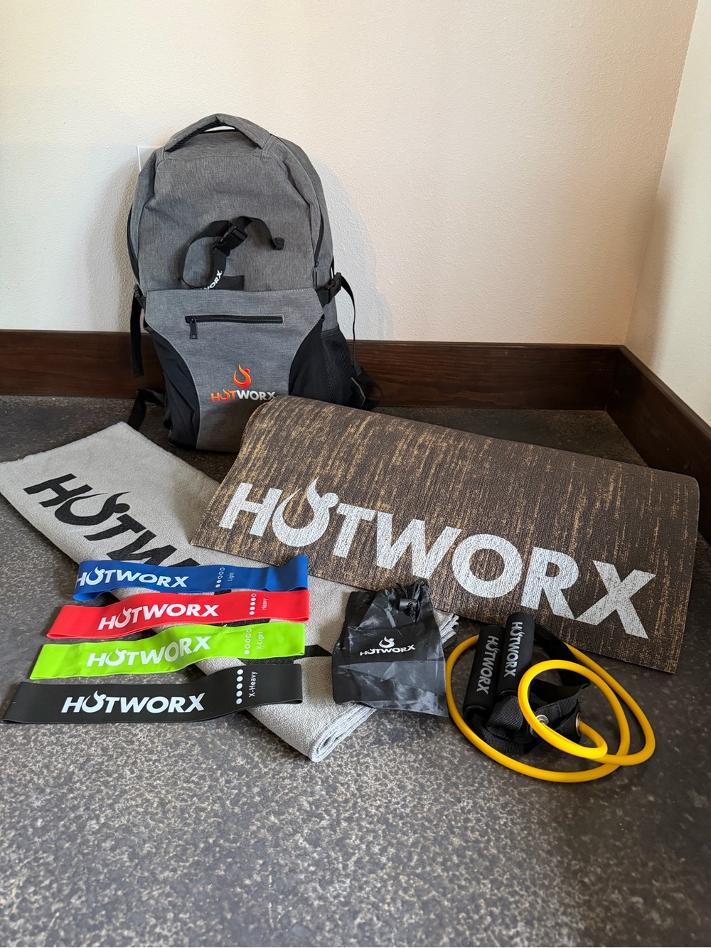 HOTWORX Bundle Mat Towel 4 Resistance Bands  Large Tote Bag Backpack